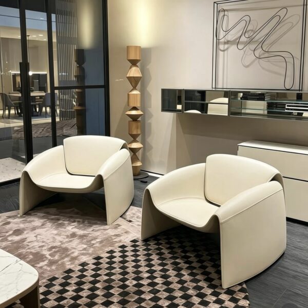 Le Club Chair