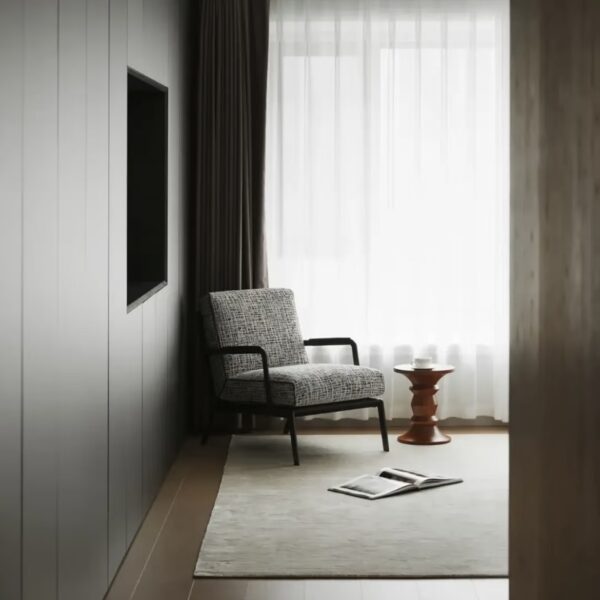Viaggio Armchair